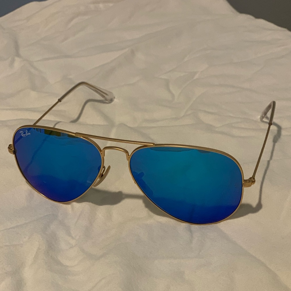 Ray-Ban Aviator Sunglasses Blue lense gold frame
